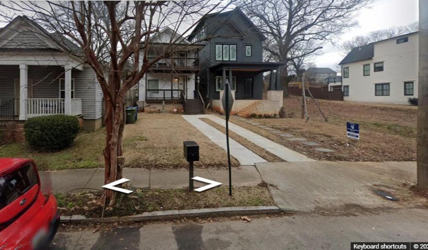 Atlanta Unit 2 Room 3 - Atlanta Bests Kept Secret Private Bedroom & Bathroom Exterior photo